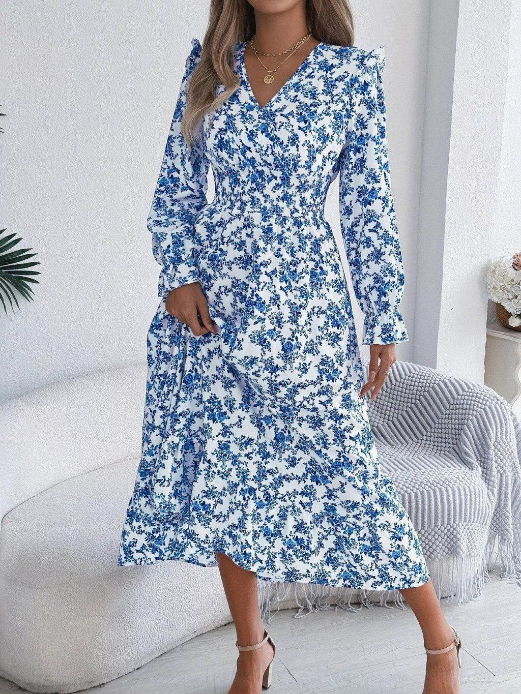 Ruffled Floral V-Neck Flounce Sleeve Dress
