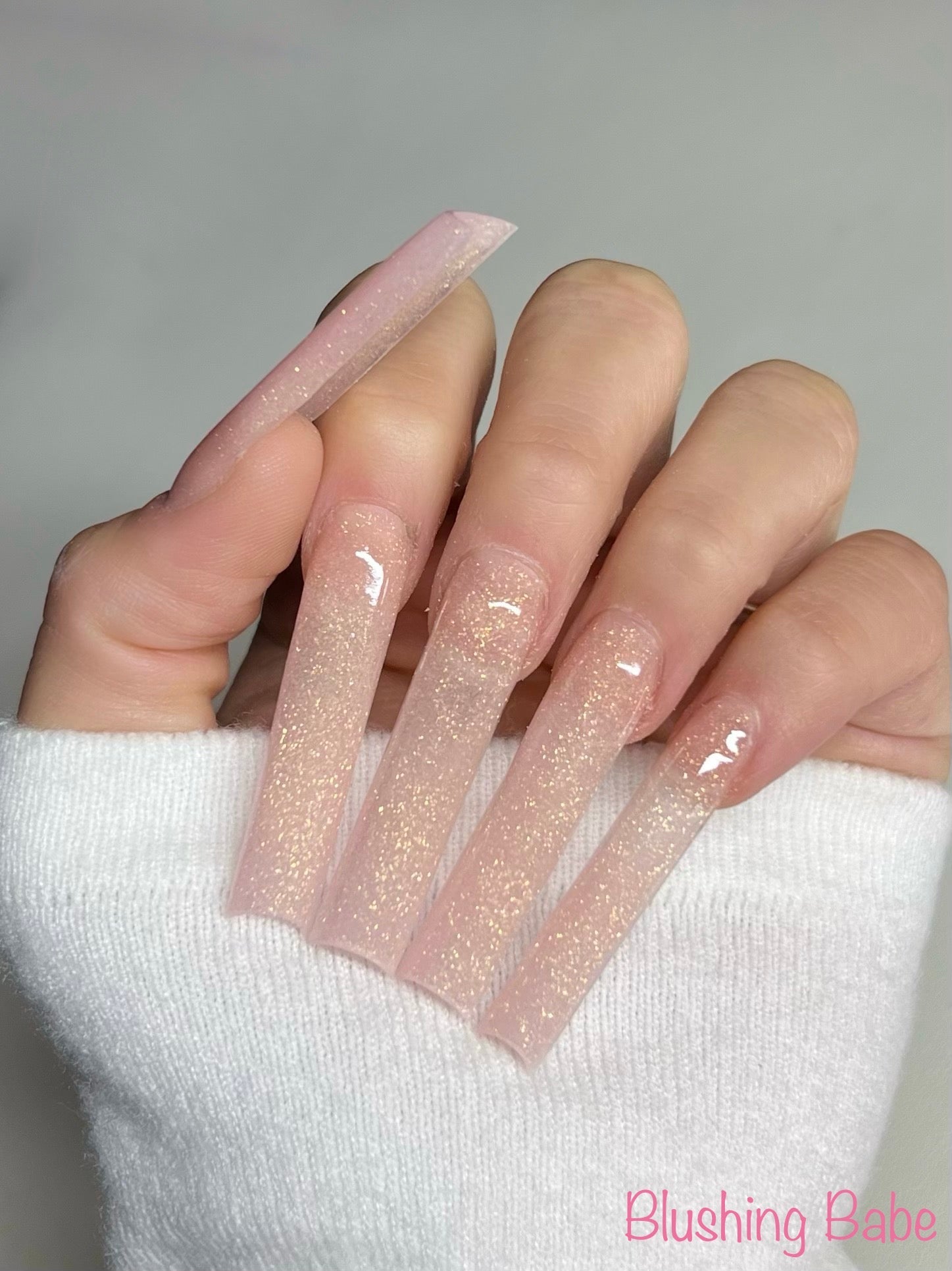 Buy 4 Acrylics & Get 1 FREE Monomer