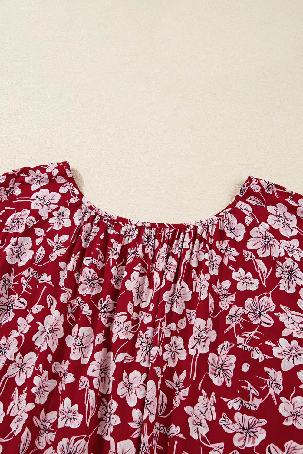 Plus Size Floral Balloon Sleeve V-Neck Mini Dress