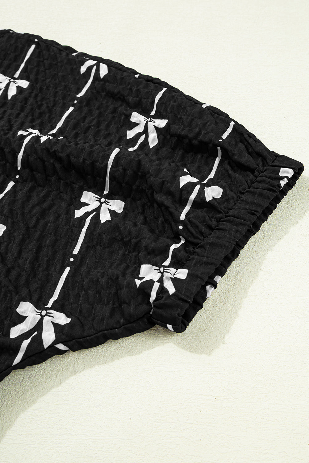 Bow Textured Puff Sleeve Top