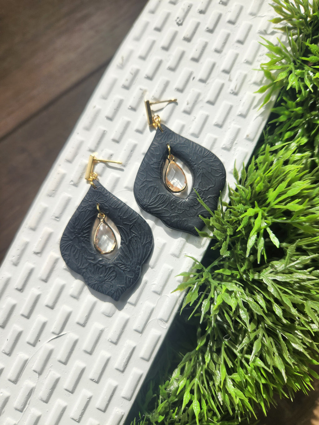 Willow| Floral clay earring with crystal teardrop