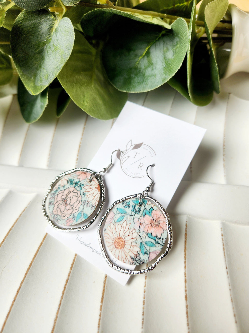 Carli|Spring boho bloom leather