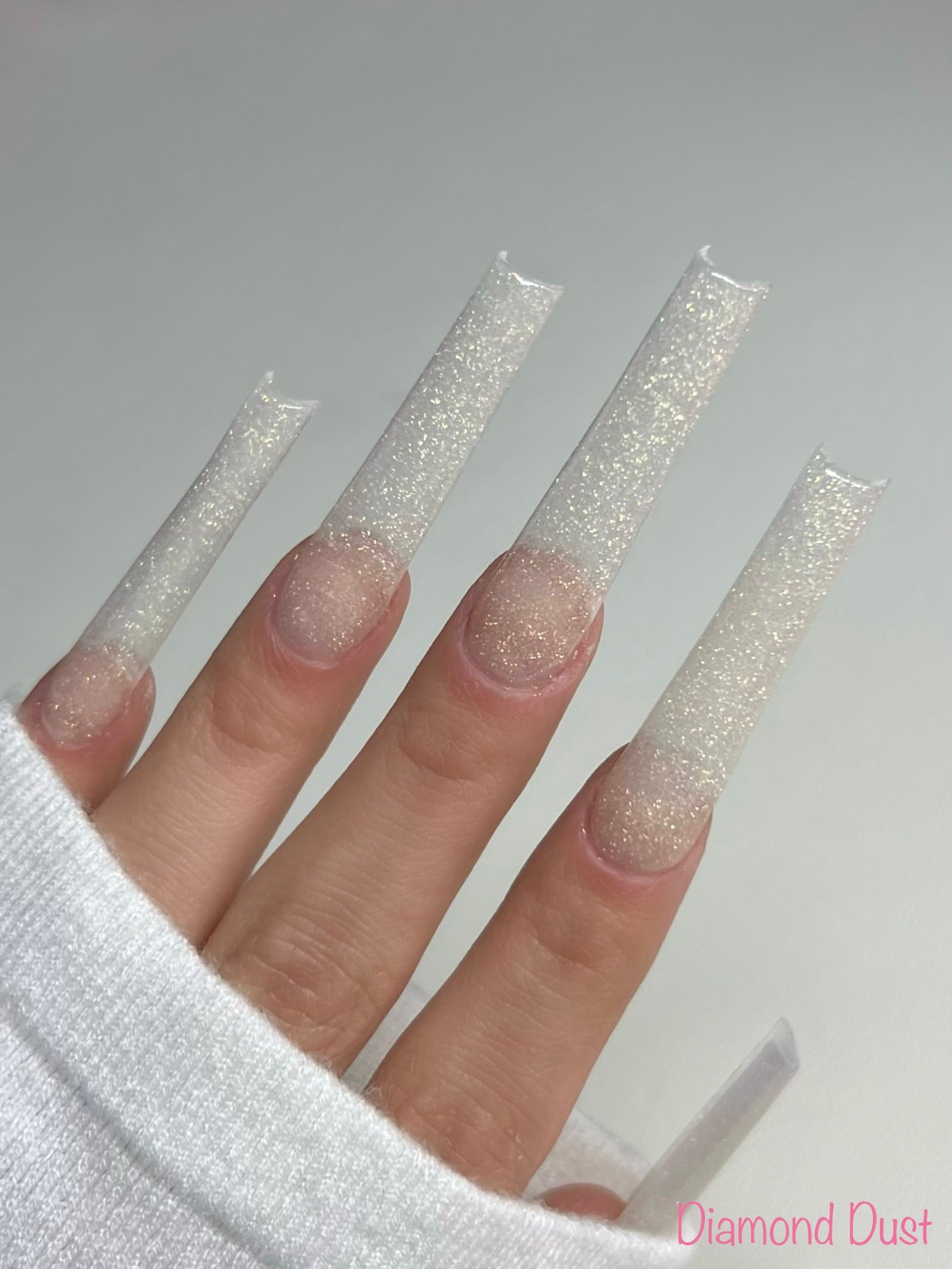 Buy 4 Acrylics & Get 1 FREE Monomer