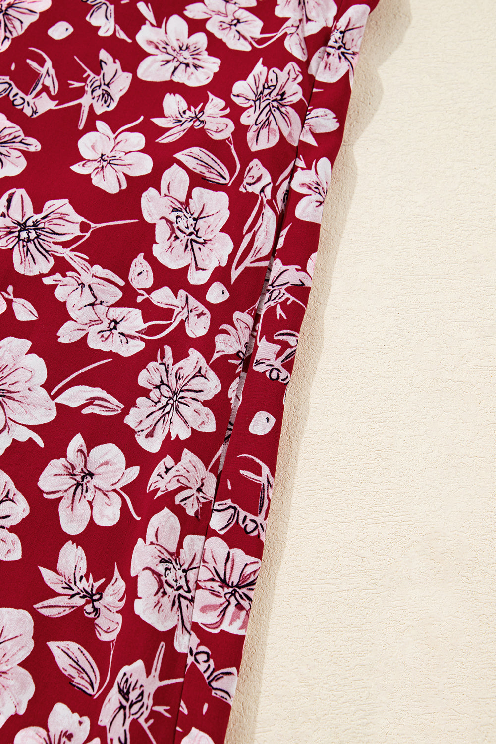 Plus Size Floral Balloon Sleeve V-Neck Mini Dress