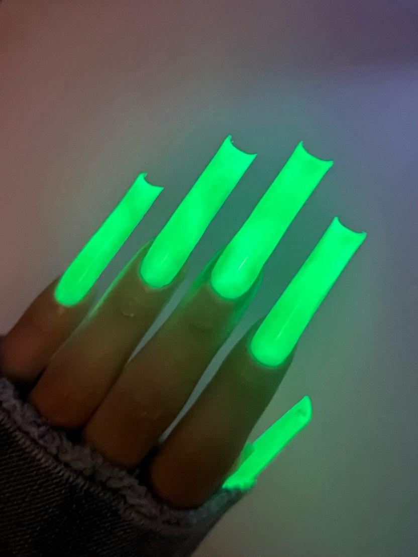 Glow Green