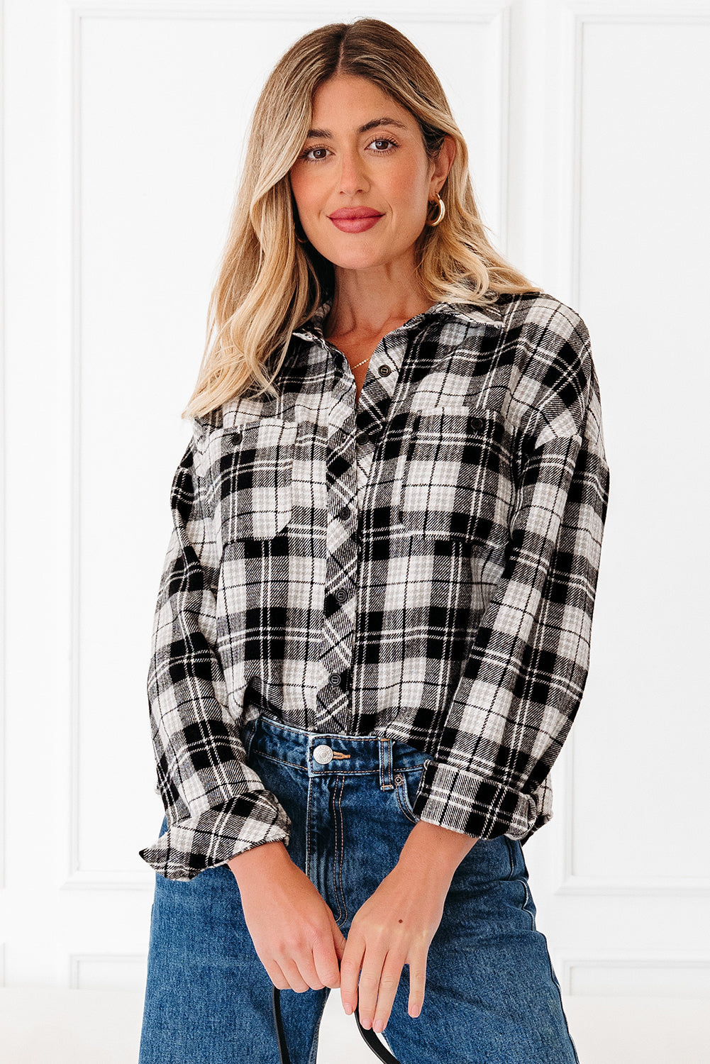 Plaid Chest Pocket Long Sleeve Buttoned Shirt