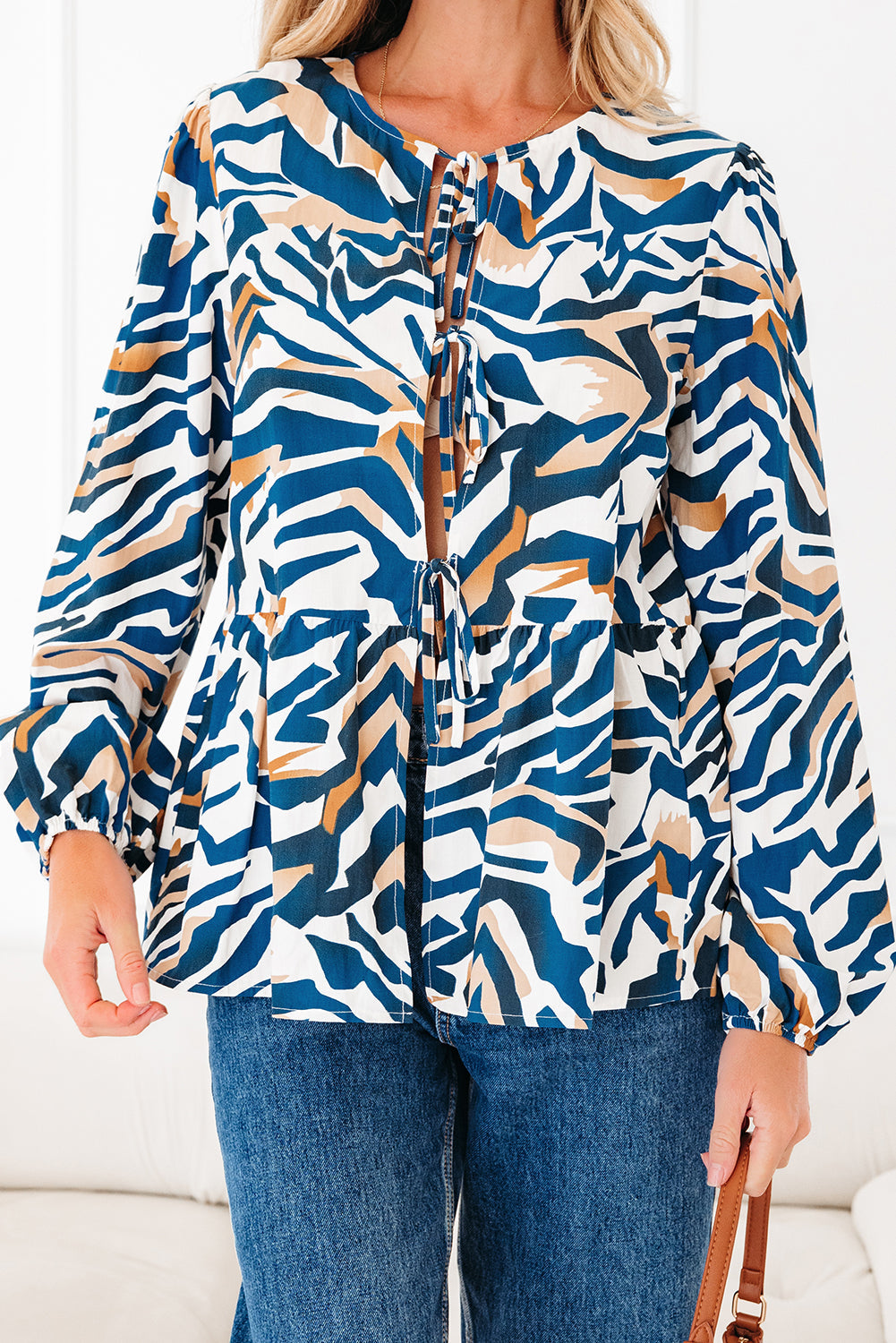 Zebra Tied Front Puff Sleeve Top