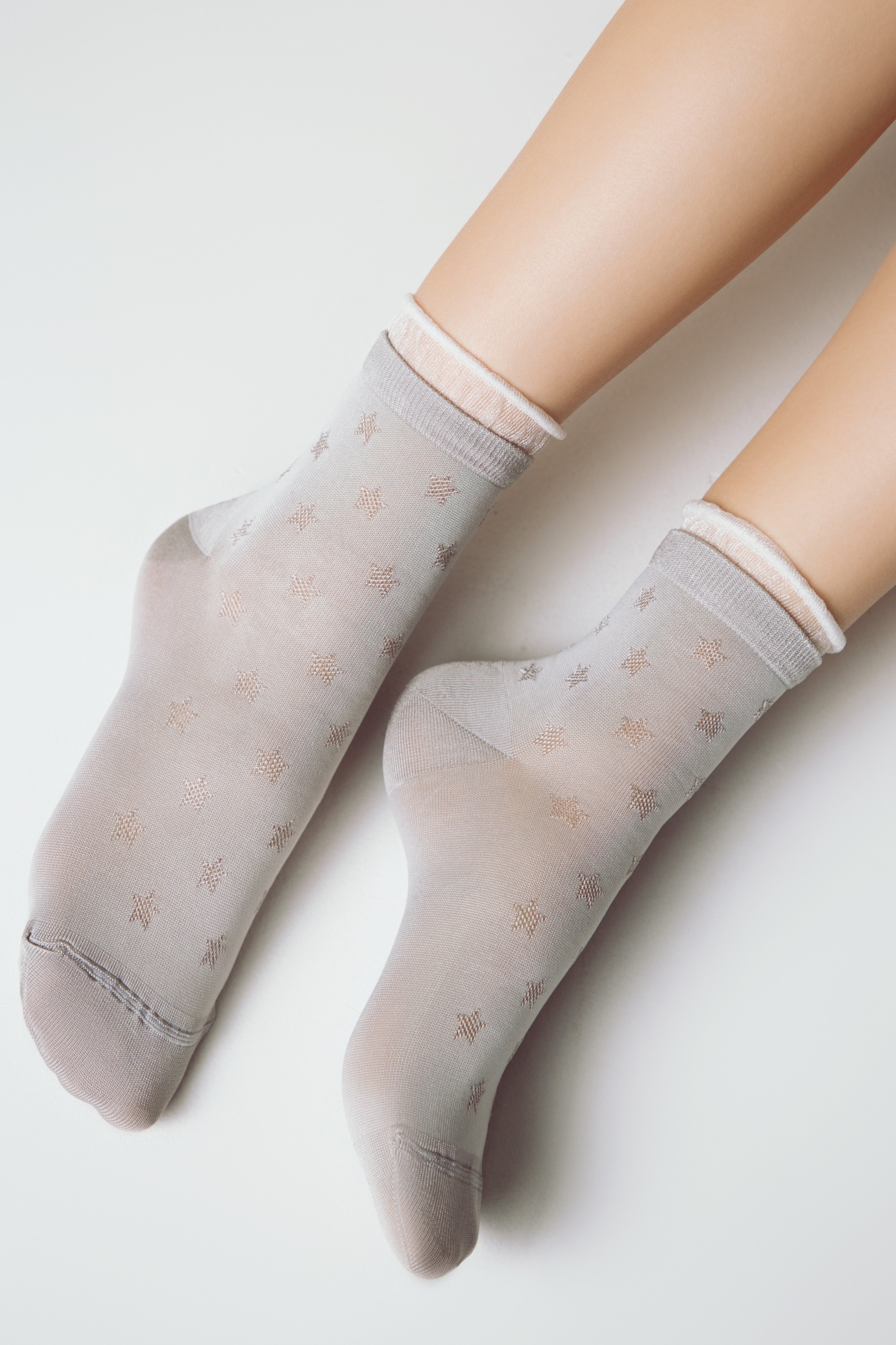 Conte Socks Classic - 491 Glossy Pattern and Decorative Transparent Mesh