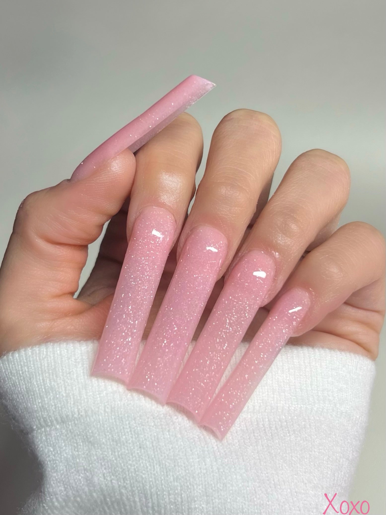 Buy 4 Acrylics & Get 1 FREE Monomer