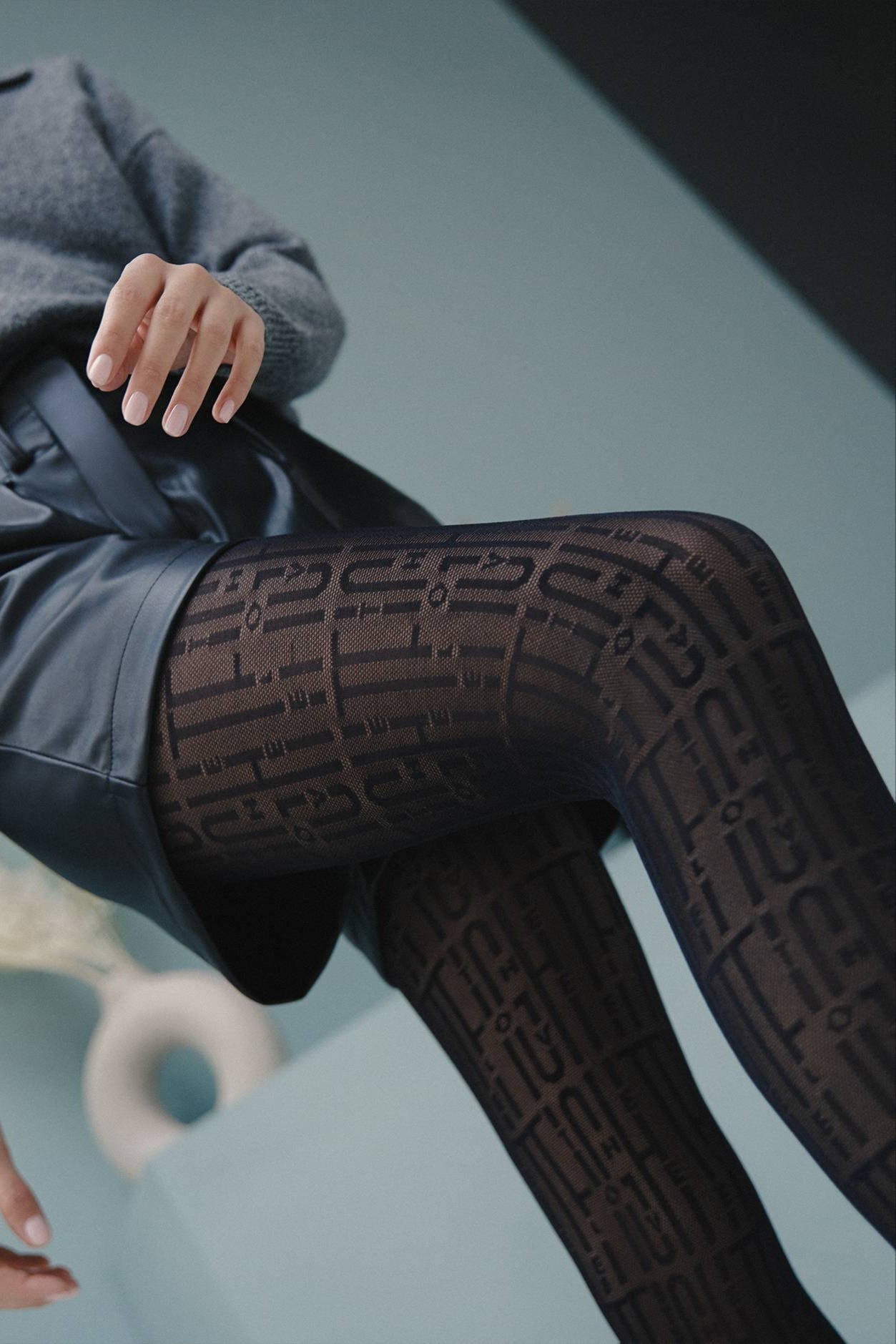 Fantasy Tights Conte Art - Letter Pattern