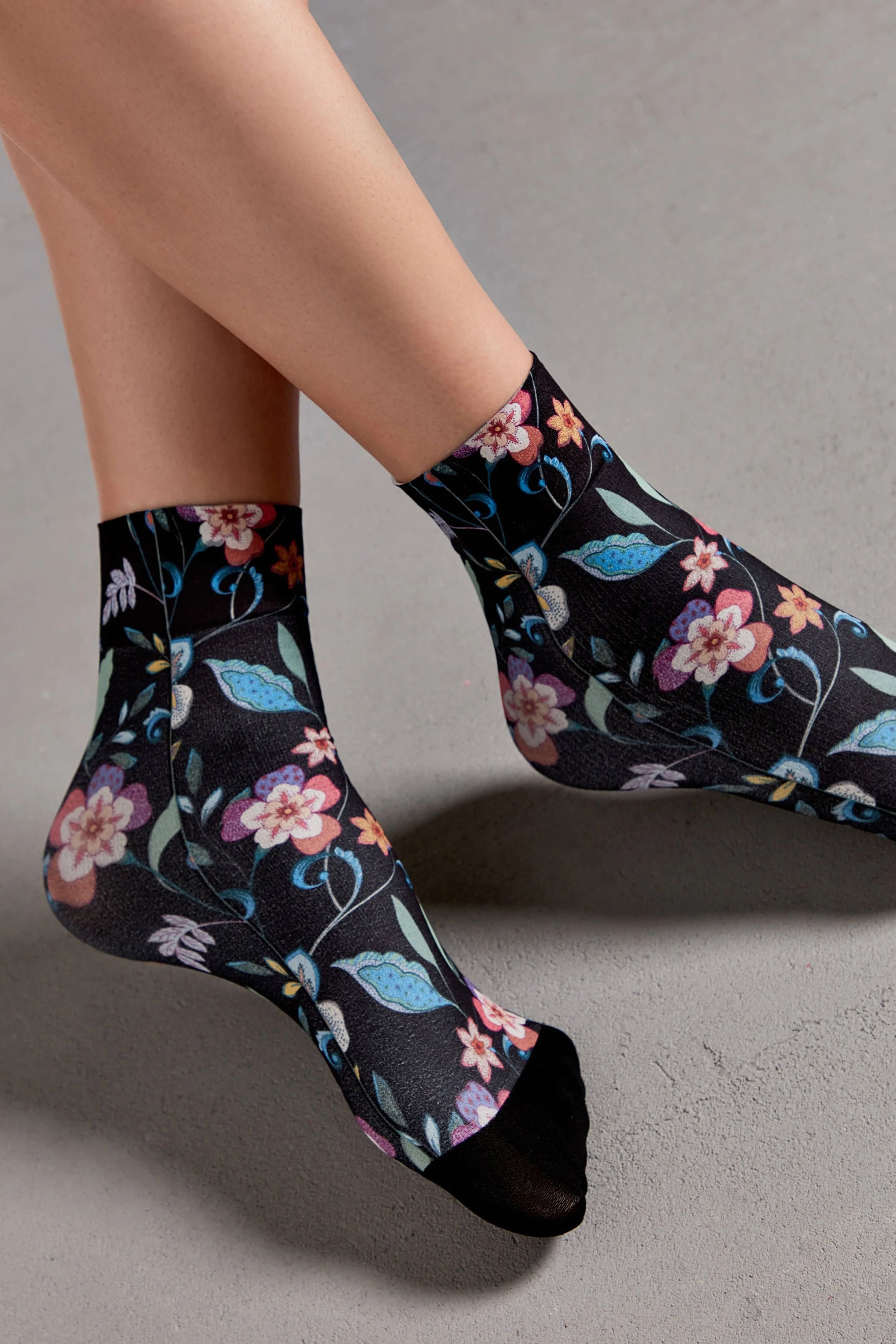 Copy of Socks Conte Fantasy 905 - Flowers