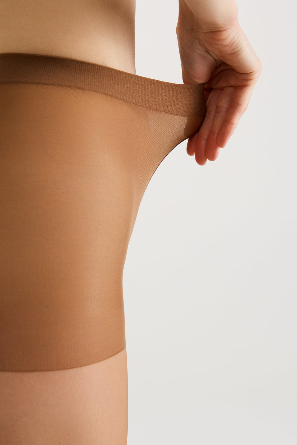 Fantasy Tights Conte Sheen - Flock and Rhinestone Applique