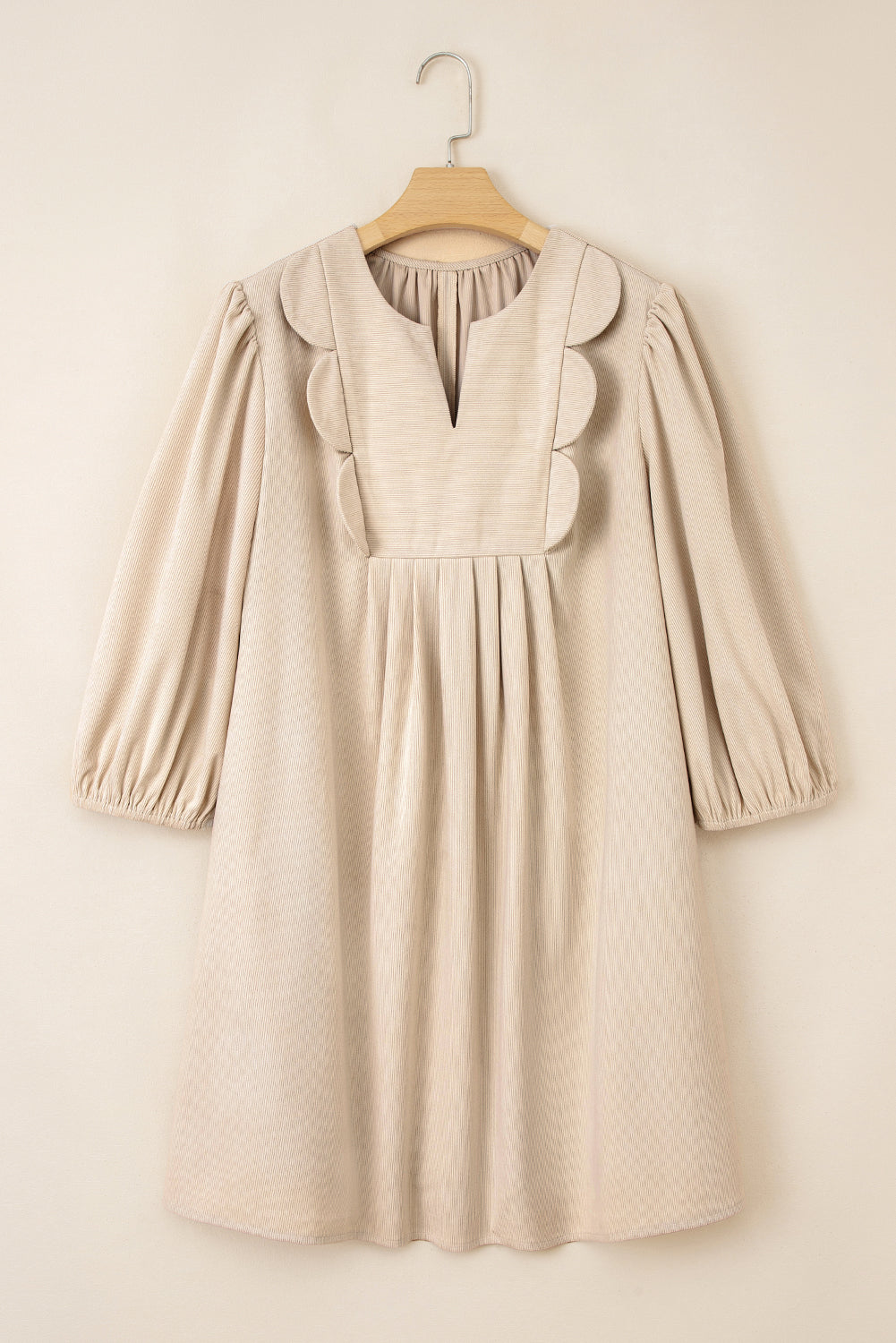 Plus Size Solid Scallop Notched Neck Mini Dress