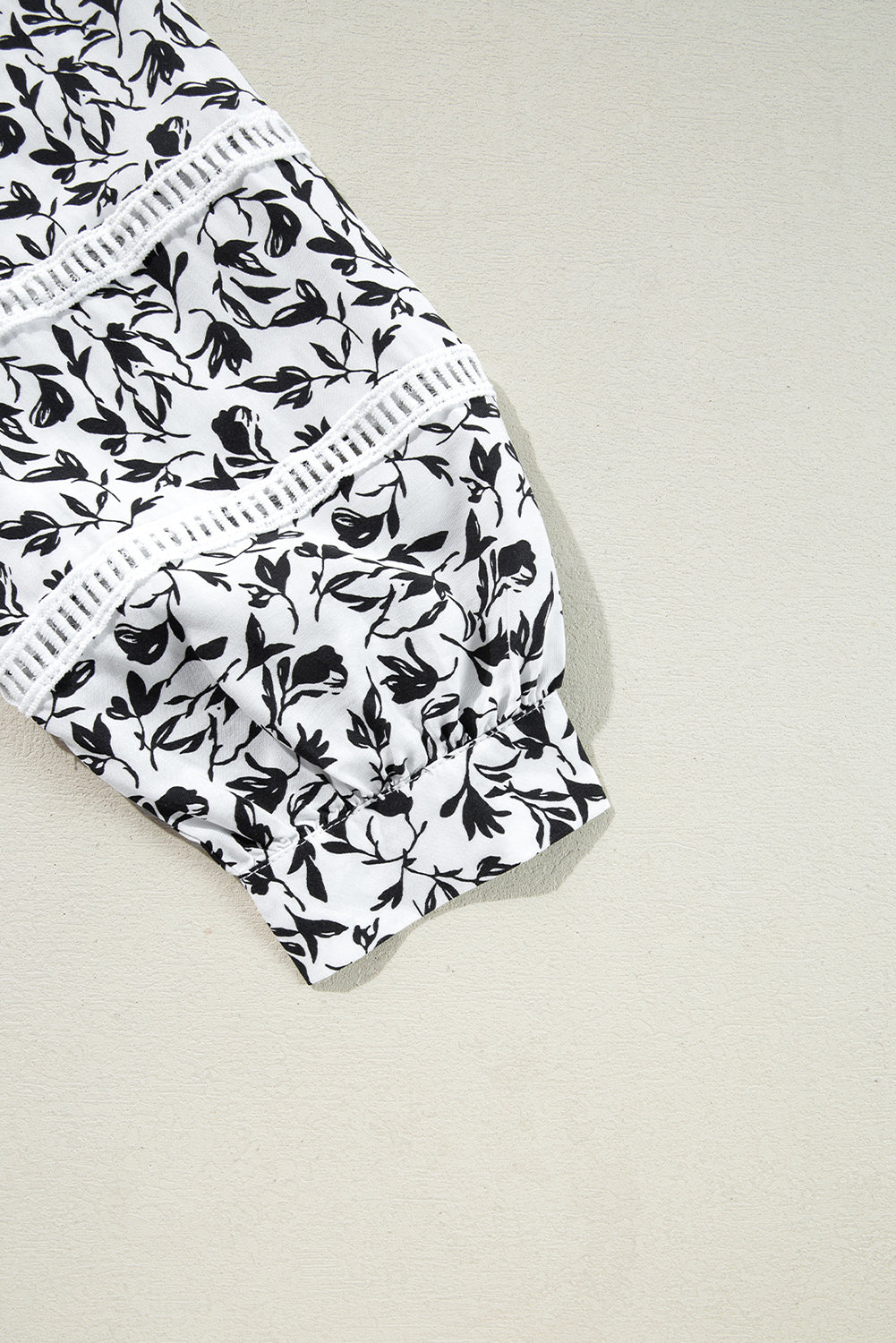 Floral Lace Puff Sleeve Top