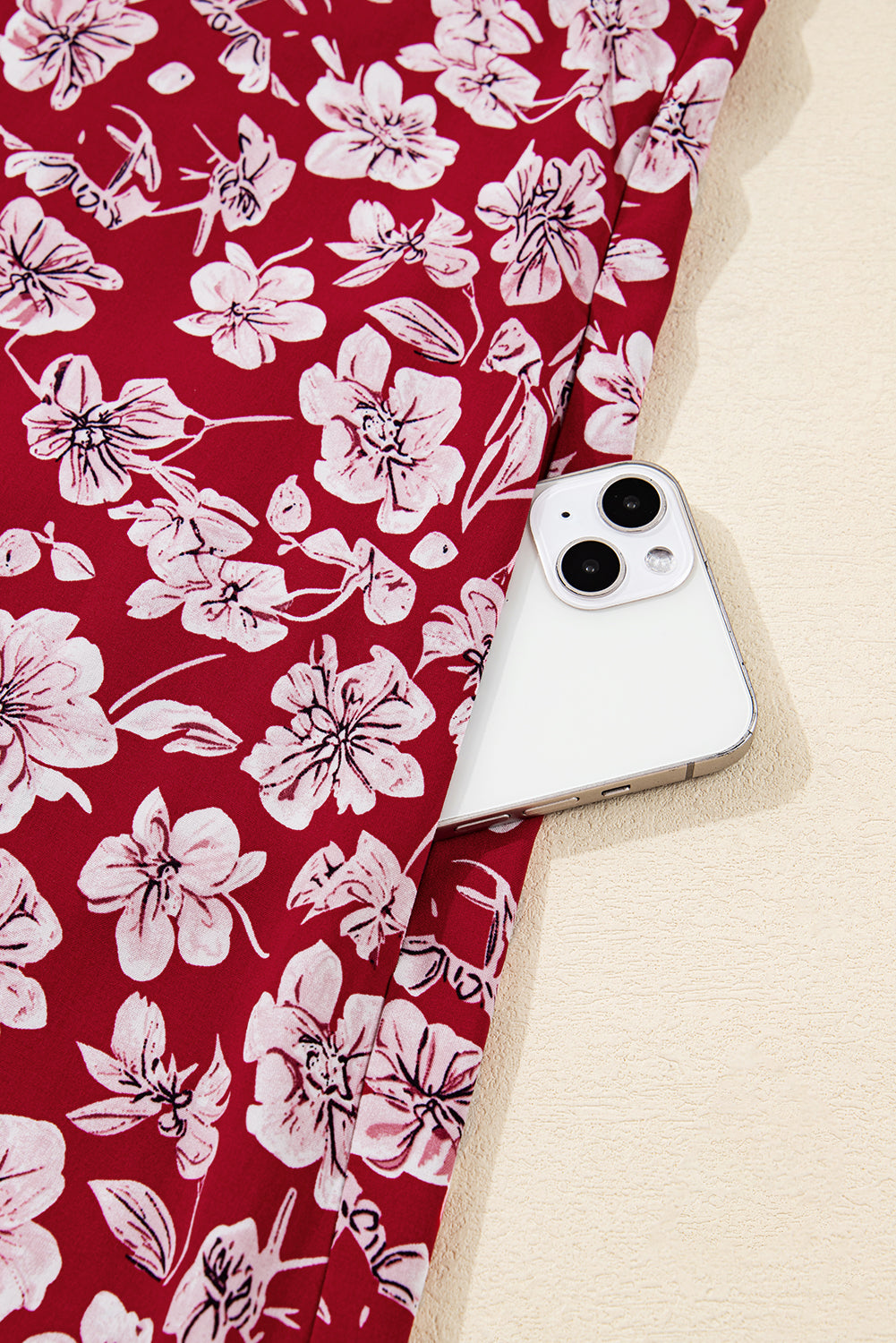 Plus Size Floral Balloon Sleeve V-Neck Mini Dress