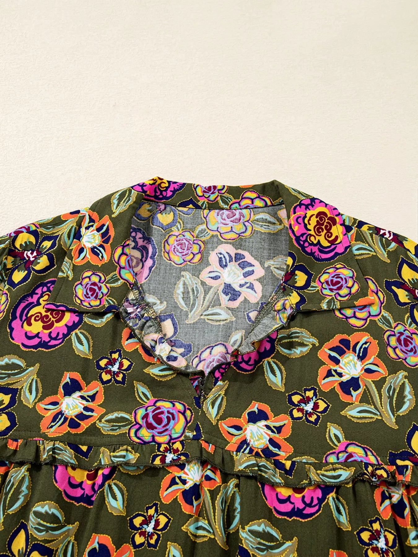 Floral Print Split Neck Bubble Sleeve Shift Mini Dress