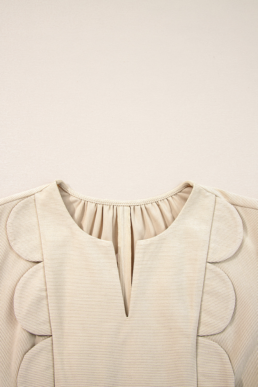 Plus Size Solid Scallop Notched Neck Mini Dress