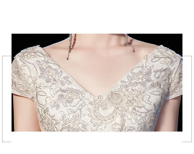 Sexy Tulle V-neck Lace Up Ball Gown Princess Wedding Dresses