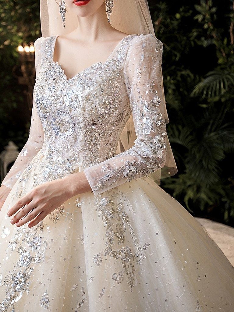 Luxury Princess Long Sleeves Wedding Dress with Crystal Sequined Lace
