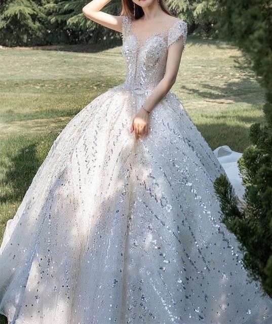 Luxury Princess Wedding Dress with Shiny Beading Crystals