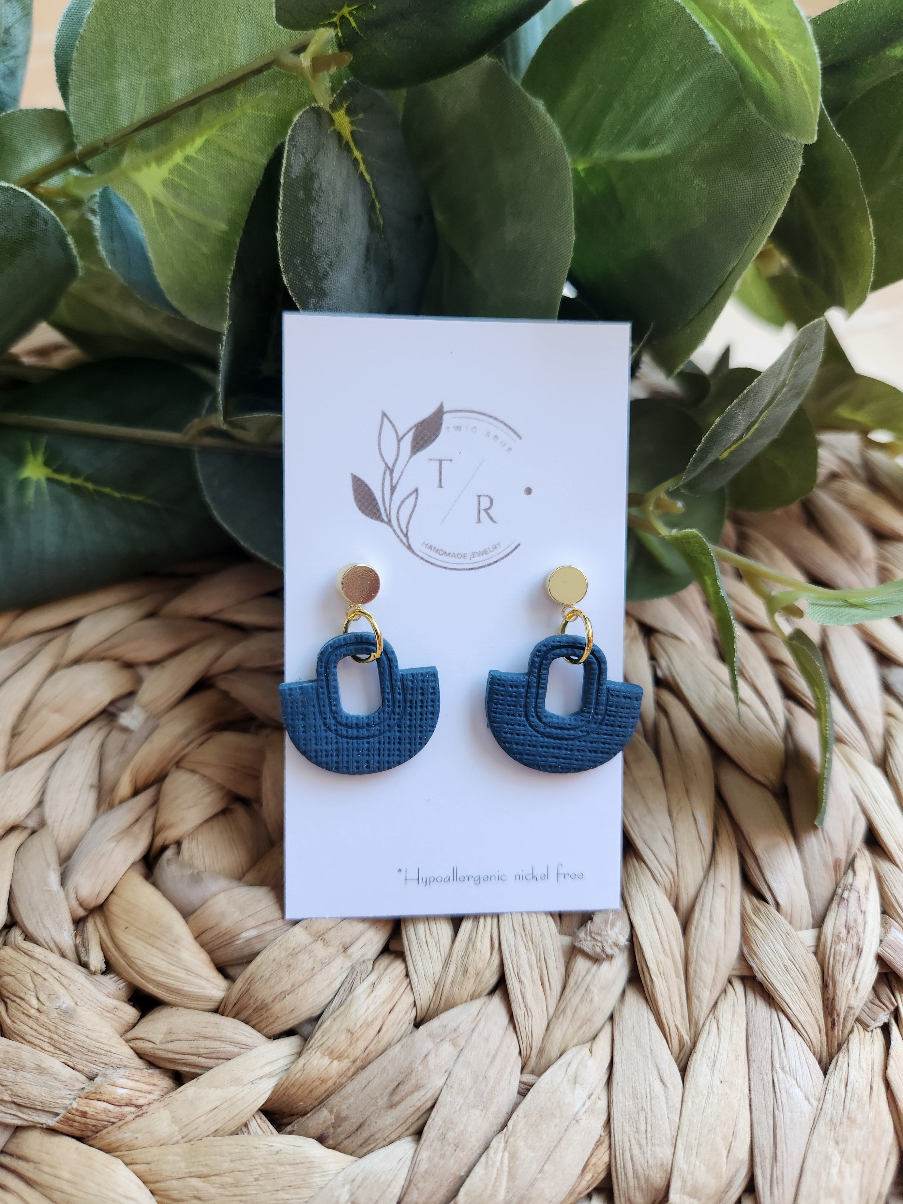 Bailey| Linen embossed clay with 14k gold stud