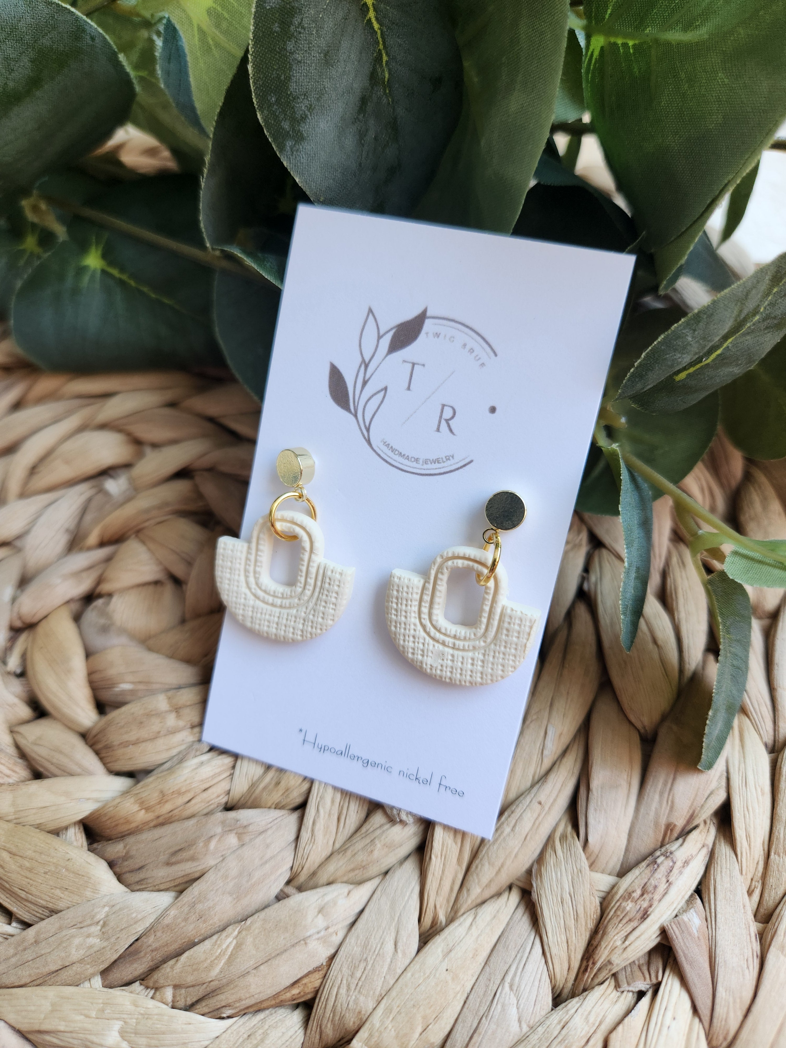 Bailey| Linen embossed clay with 14k gold stud