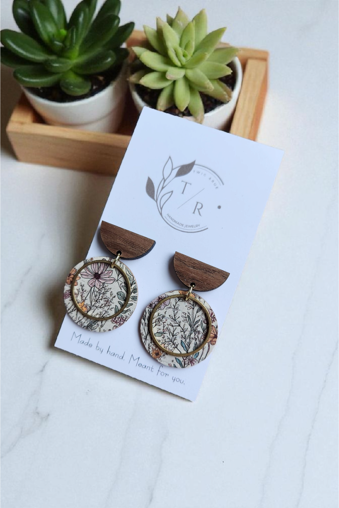 Ayla| Leather circle and wood stud