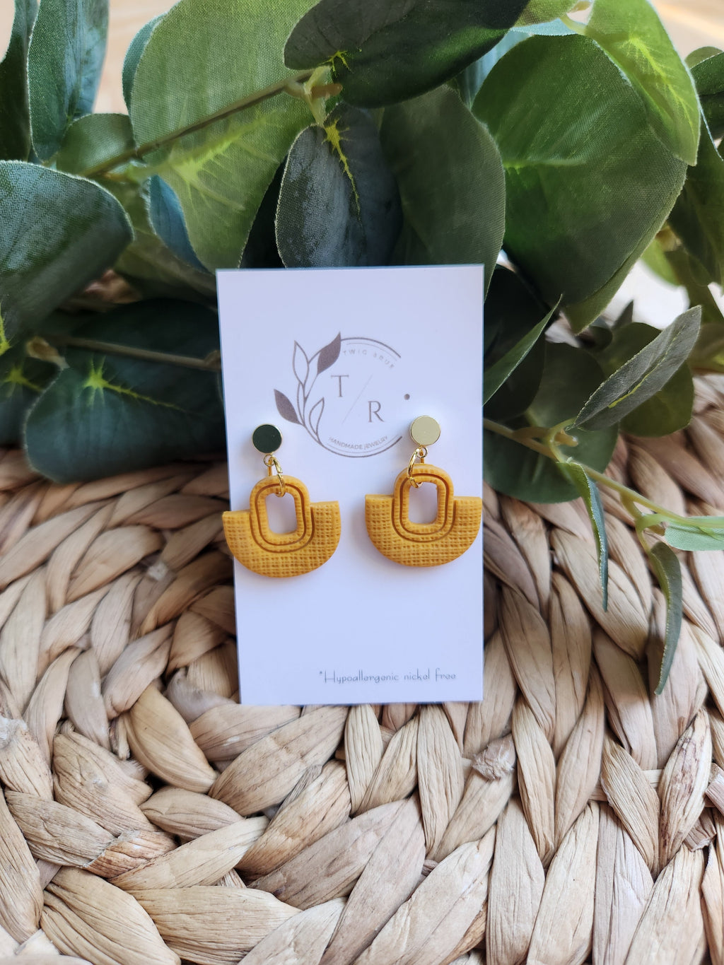 Bailey| Linen embossed clay with 14k gold stud