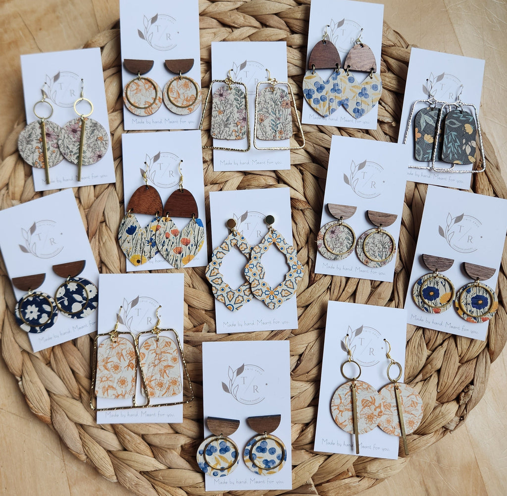 Ayla| Leather circle and wood stud