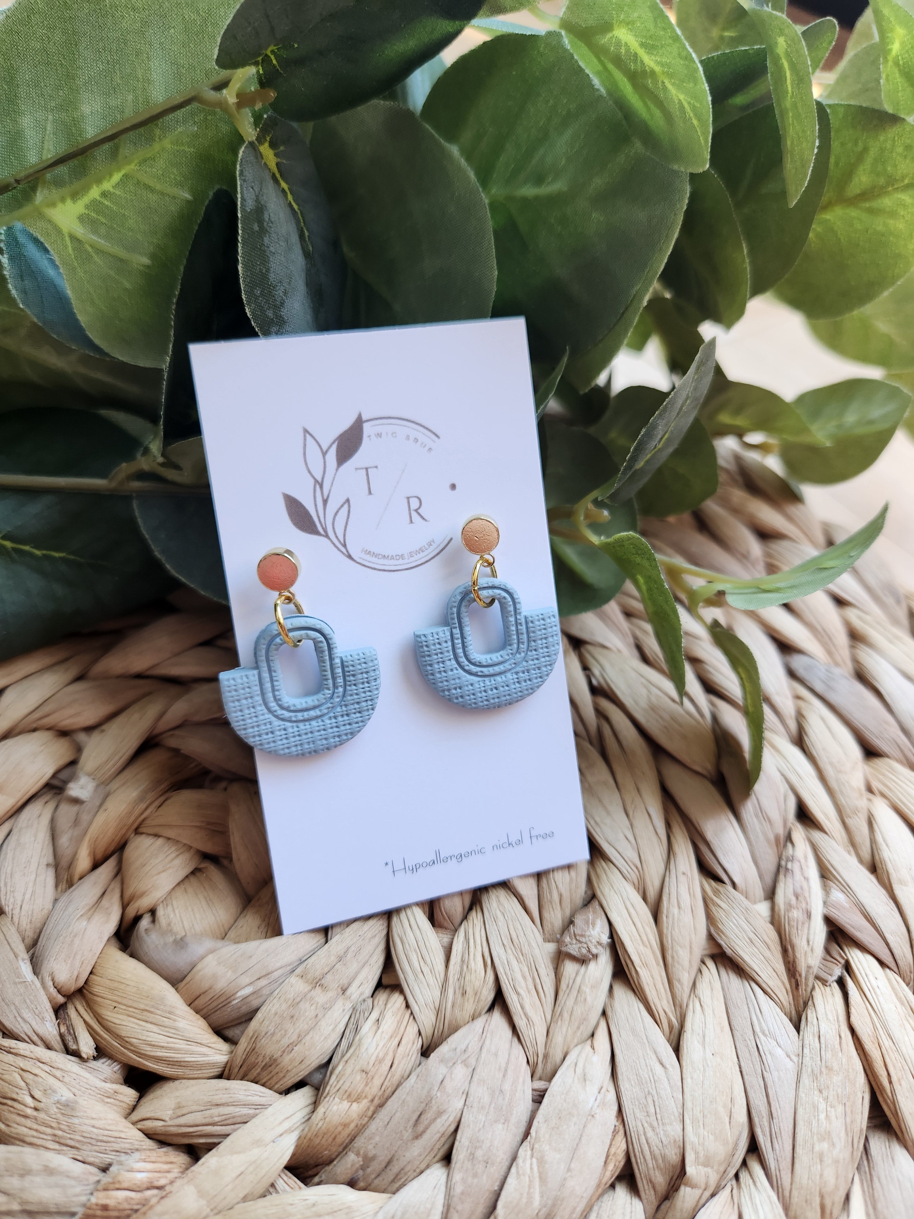 Bailey| Linen embossed clay with 14k gold stud