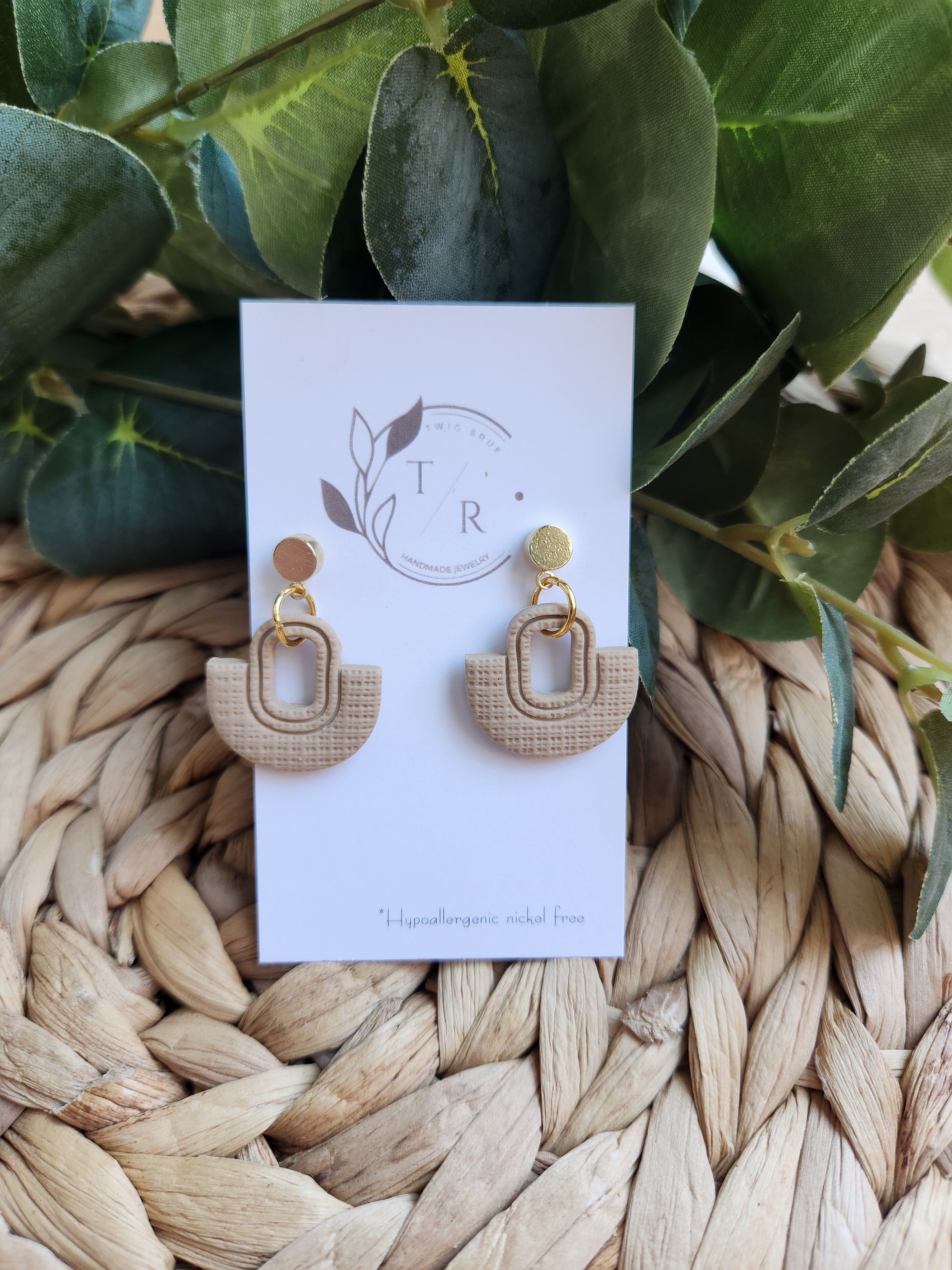 Bailey| Linen embossed clay with 14k gold stud