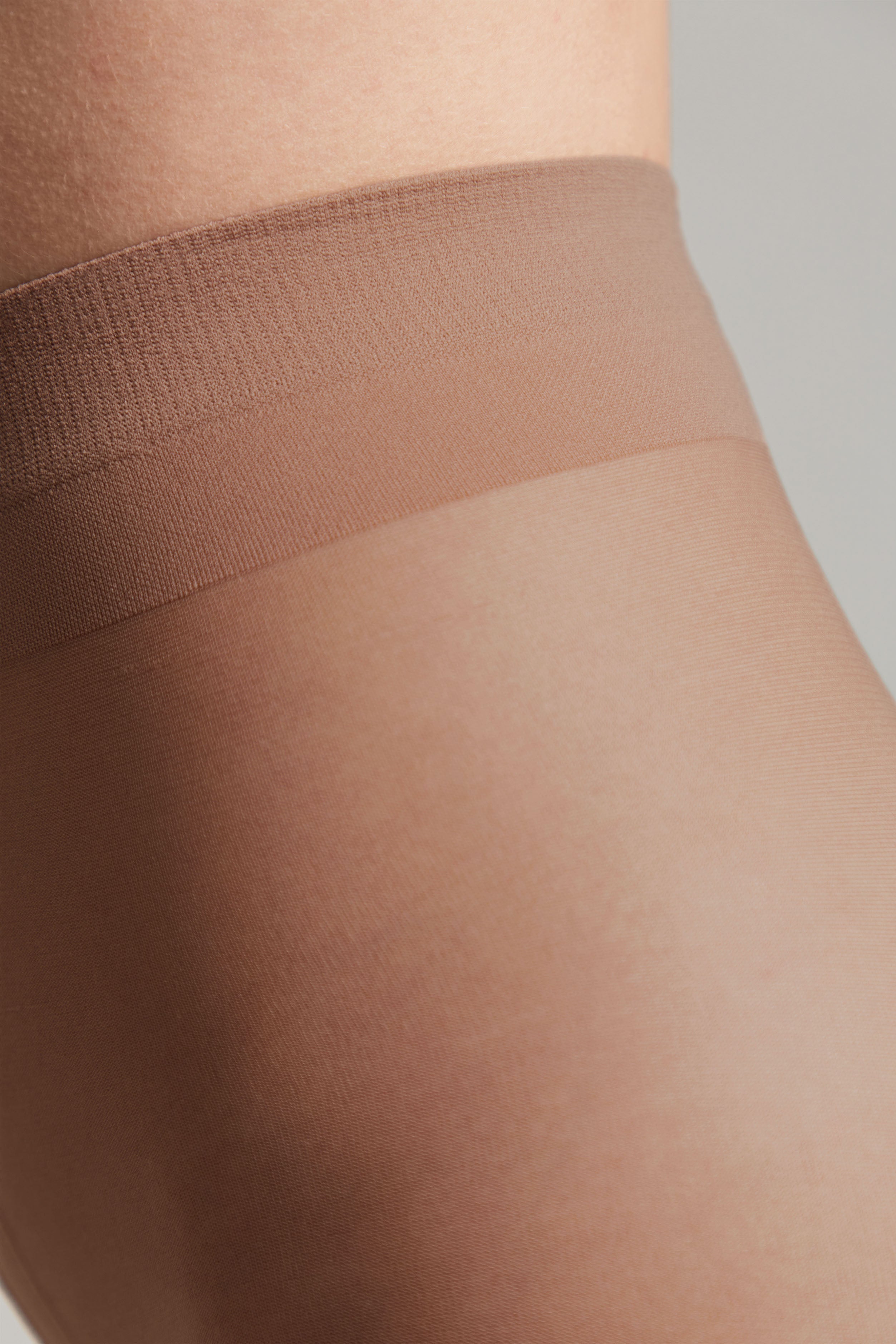 Tights Conte Tango 20 Den - Sheer to Waist Satin Shine